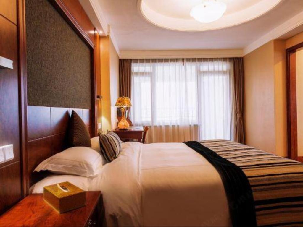 Yantai Golden Gulf Hotel Exterior photo