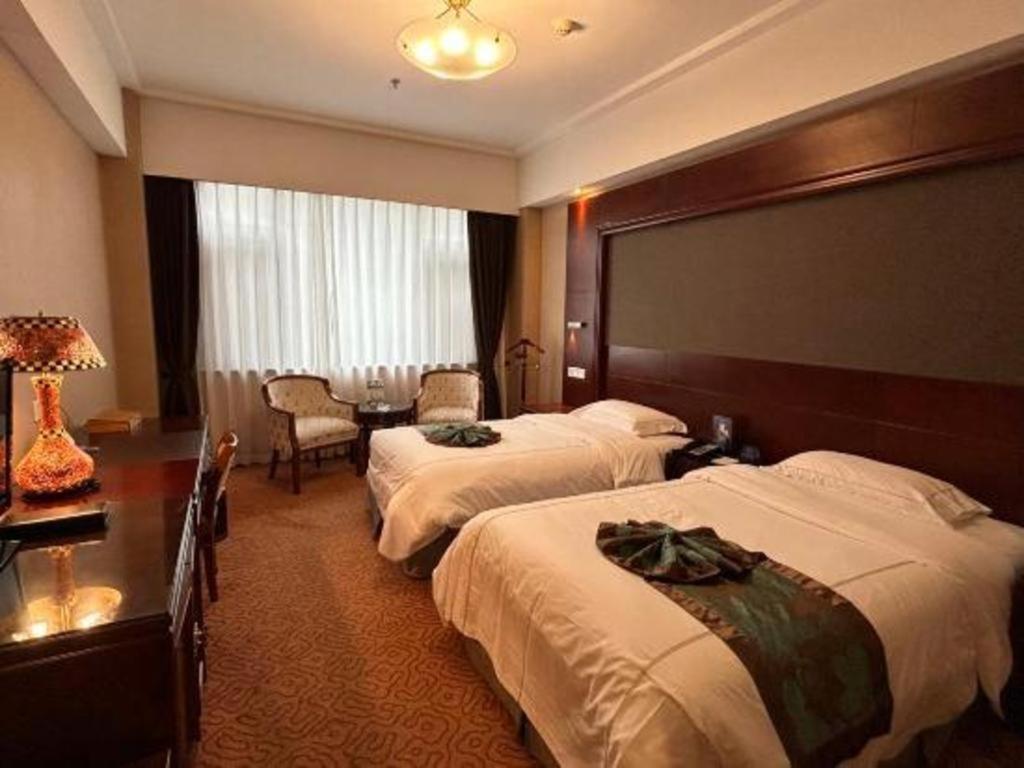 Yantai Golden Gulf Hotel Exterior photo
