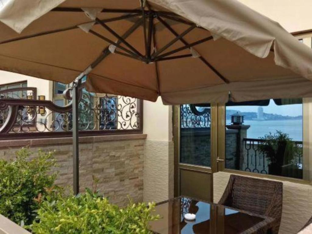 Yantai Golden Gulf Hotel Exterior photo