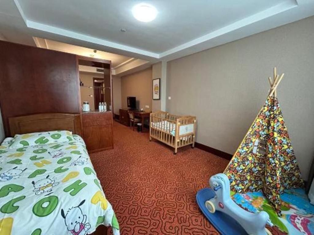 Yantai Golden Gulf Hotel Exterior photo
